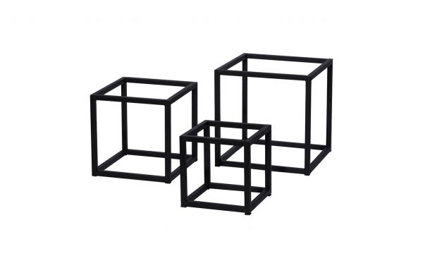 Metal frame set by 3